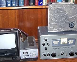 Eiki Vision and Hammarlund HQ-145 ham radio w / speaker