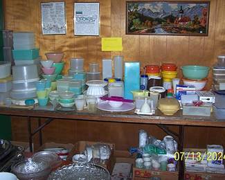 Table of Tupperware