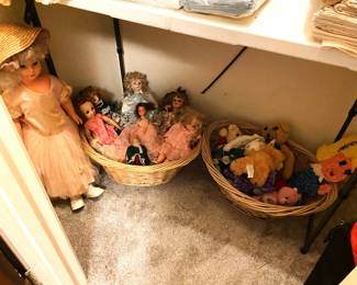 VINTAGE DOLLS