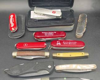 Wenger Swiss Army Knife with Swiss and Pocket Knives