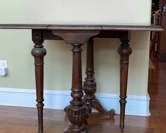 Drop Leaf Accent Table