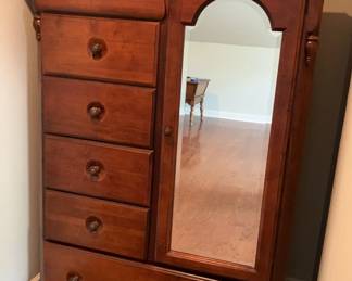 Wardrobe Dresser