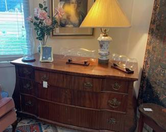Beautiful antique chest of drawers