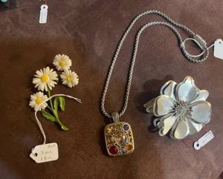 Vintage daisy set, more costume