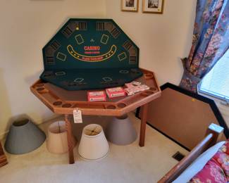 Kestell Poker table with folding legs
