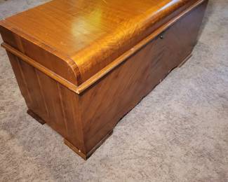 Lane cedar chest