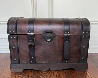 Decorative Wood Storage Chest