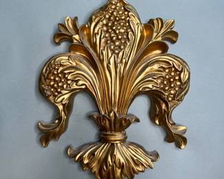 Gold Fleru De LIs Style Wall Medallion