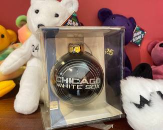 Chicago White Socks Christmas tree ornament and 1998 Tino Martinez #24 Yankees baseball Bamm Beano beanie bear
