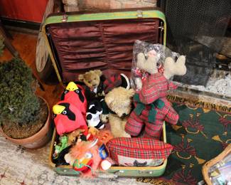 Assorted Christmas plushies