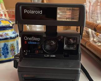 Polaroid OneStep CloseUp 600 series camera