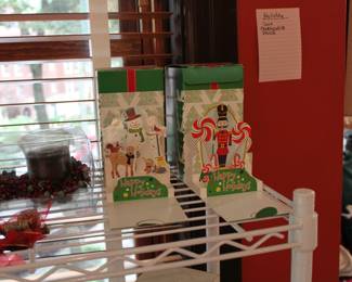 Two sets of pop up Christmas cards