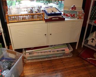 2-door metal locker with keys