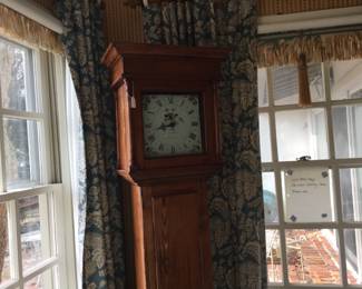 Early Grandmother clock