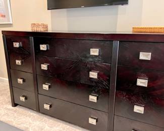 DRESSERS