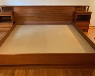 King Bed With Built In Nightstands