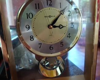 Howard Miller desk clock