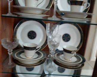 12 Place setting dishes Yamasen Gold Collection 80 total pieces 24k gold plated