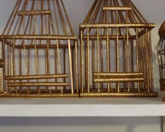 Various decorative bird cages