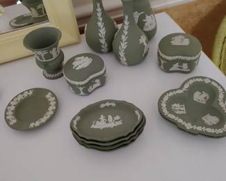 13 pc green Wedgewood