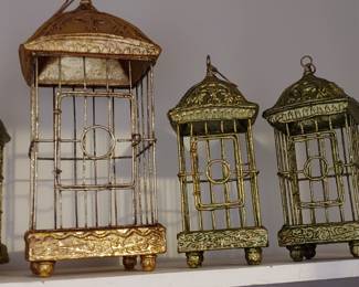 Various decorative bird cages