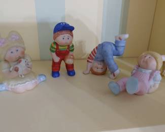 4 Cabbage patch figurines