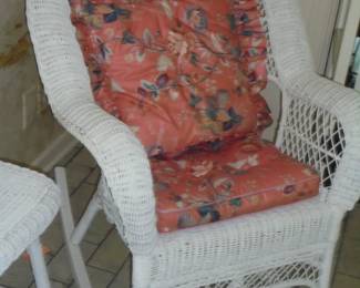 White wicker rocker w/cushions