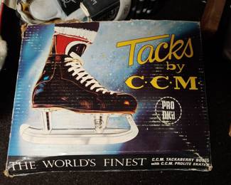 Tacks by CCM ice skates