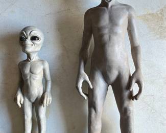Space alien decorations.  LARGE AND SMALL