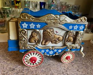 SO MANY LIQUOR DECANTERS