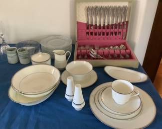 Full set of fine china