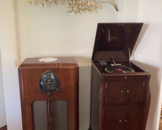 Floor standing radio