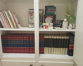 World book encyclopedias