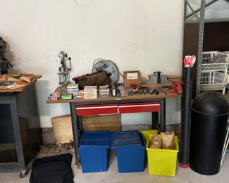 CRAFTSMAN TOOL BENCH