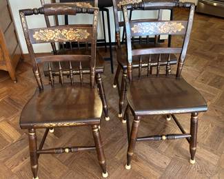 VINTAGE HITCHCOCK DINING CHAIRS AND TABLE