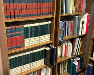 Books / book shelves