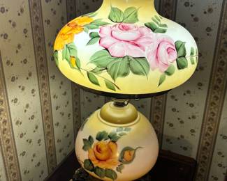 Second gone with the wind antique lamp
