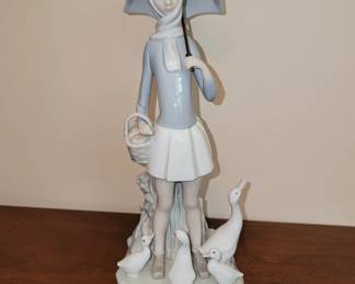 Lladro Girl with Umbrella & Geese Figurine