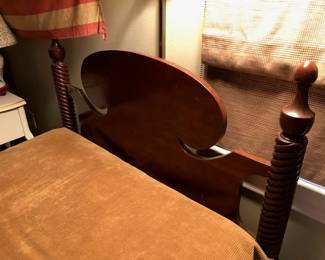 Great head boards on twin beds