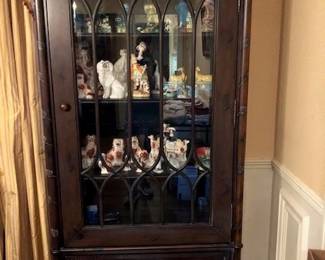 Lovely chest/china cabinet
