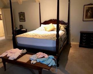 Rice bed, matching side table.