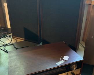 Vintage "Ford Receiver" with speakers