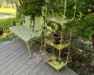 Iron Love seat Iron Shelving - excellent condition. Palm Pattern