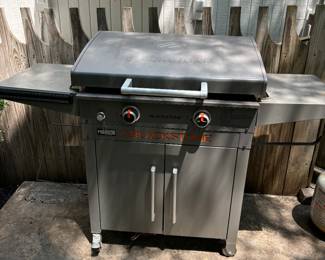 Blackstone. Flat Grill and accessories
