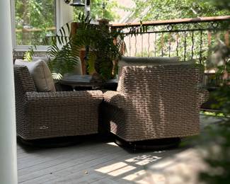 Cantileve Umbrella 12'.  Has tear in canvas.  Can be repaired or replaced