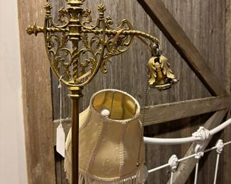 Beautiful Iron Victorian lamp approx 5' Stunning design of iron work. Pretty shade included. 1930's