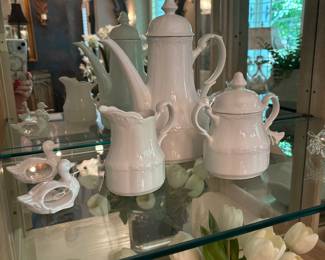 Beautiful Coffee  Set with Cream and Sugar. Ceramic Duck Napkin Rings