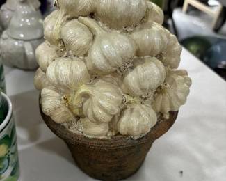 Great Ceramic Garlic Compote