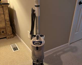 Shark Vacuum Cleaner - wind tunnel 