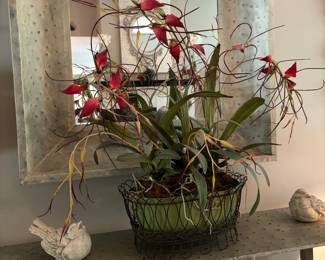 Beautiful custom made floral.  Love the little birds signing